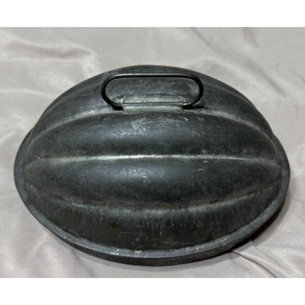 Vingate‎ Antique German August Kreamer Tin Metal Cake Pan Jello mold 1930's